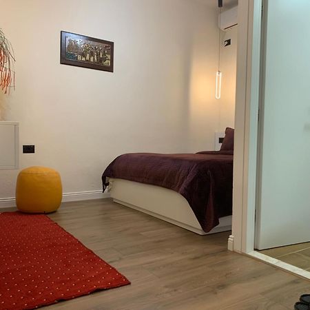 Manga Guesthouse Gjirokastër Exteriér fotografie